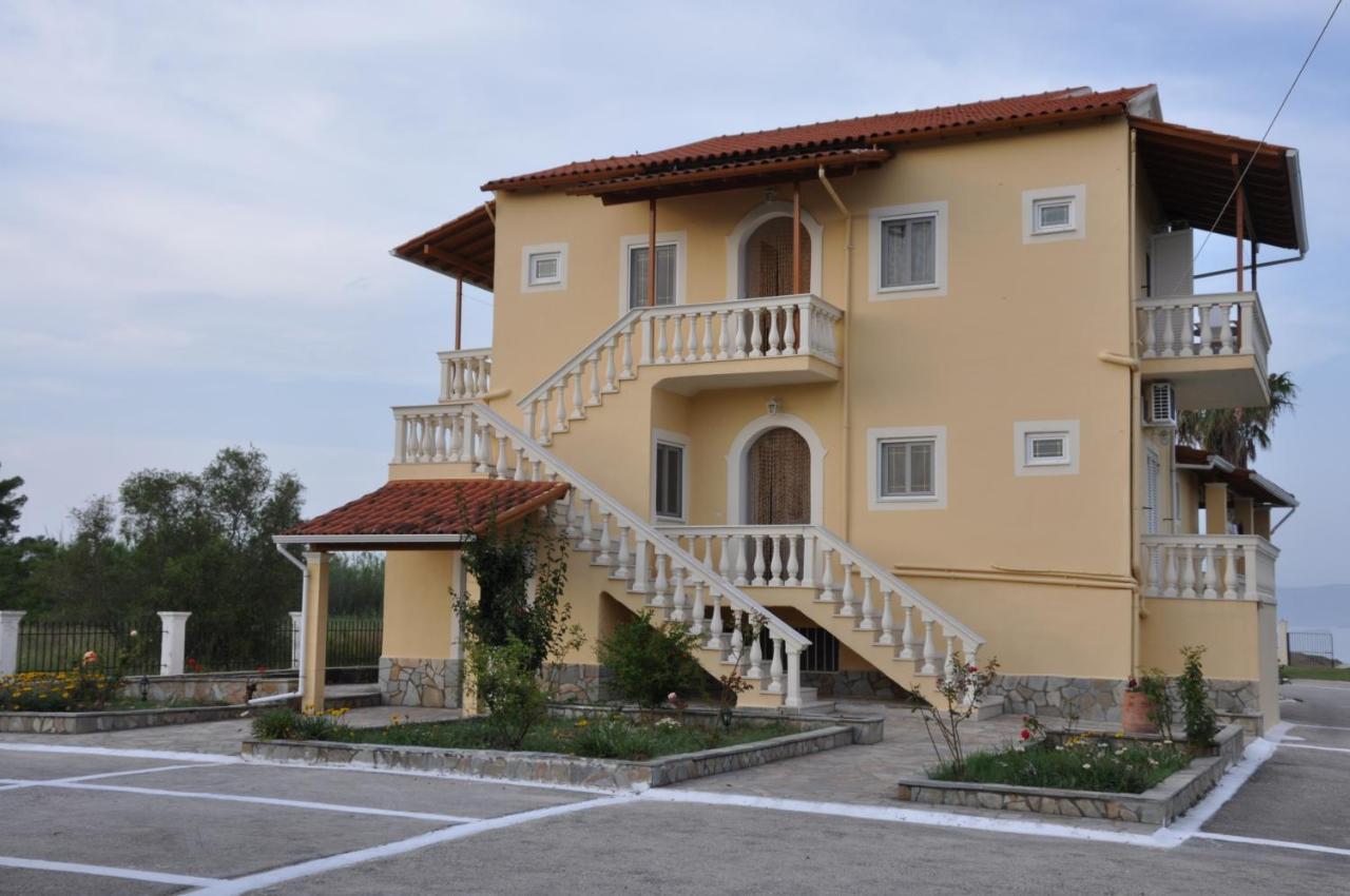 Neptune Resort Kávos Dış mekan fotoğraf