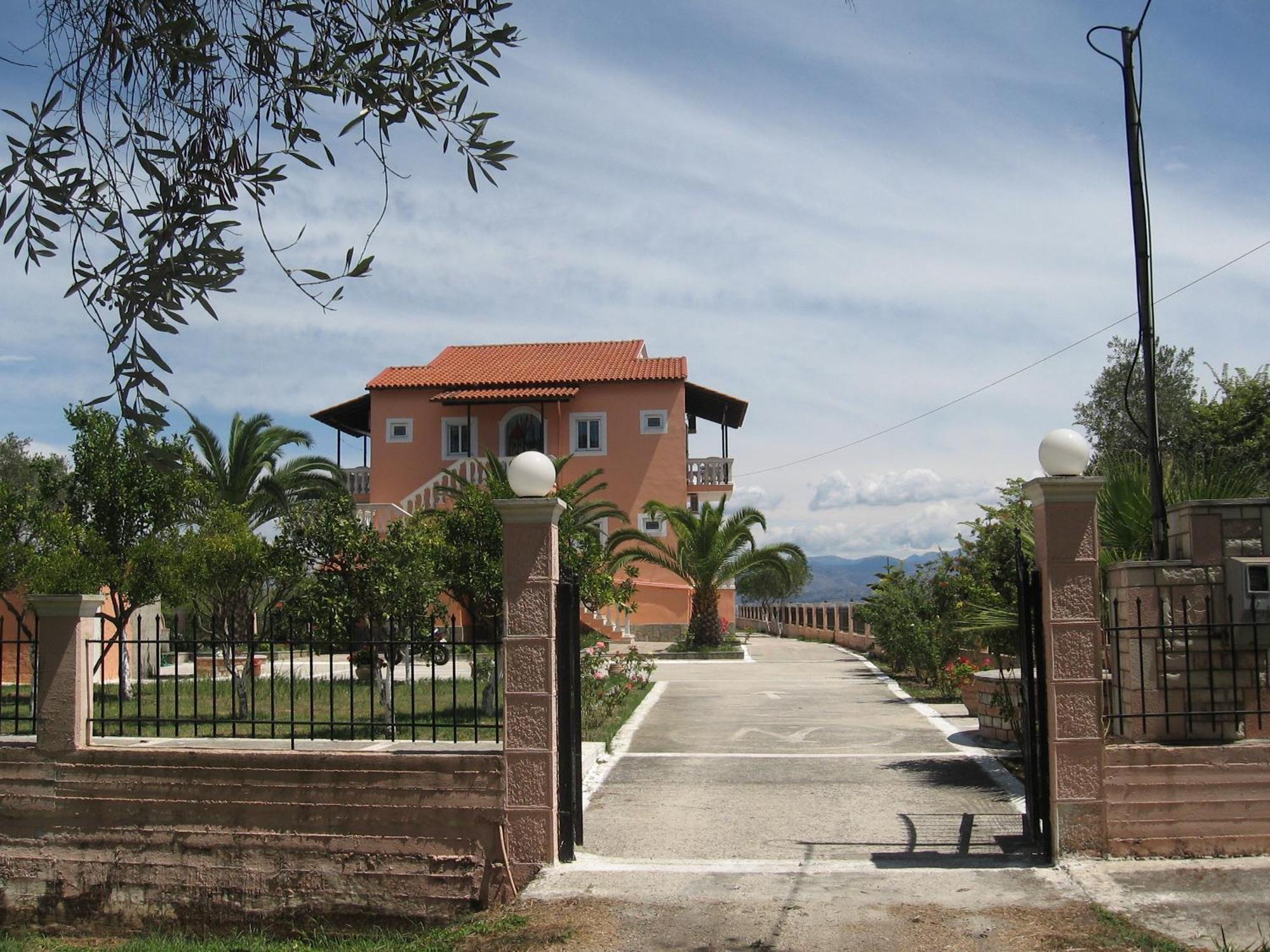 Neptune Resort Kávos Dış mekan fotoğraf